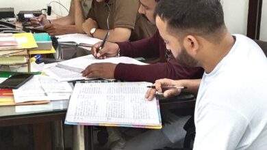 जल स्रोत और टैंकों का नियमित क्लोरीनेशन के साथ मेंटेन रखें पानी की गुणवत्ता