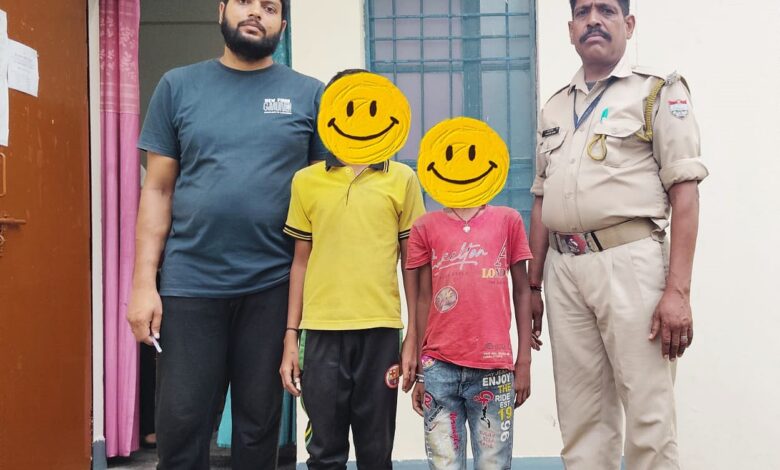 डीएम के निर्देशन में भिक्षावृत्ति और बाल मजदूरी पर एक्शन जारी डीएम के निर्देशन में भिक्षावृत्ति और बाल मजदूरी पर एक्शन जारी
