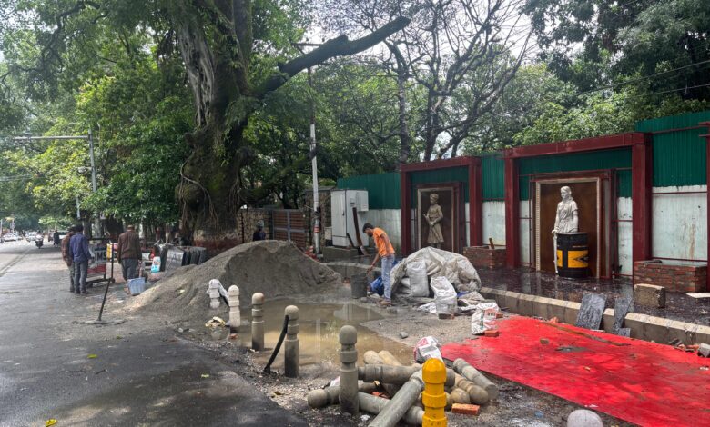 देहरादून में विकास की नई परिभाषा: यातायात, सौंदर्यीकरण और सांस्कृतिक धरोहर का संगम देहरादून में विकास की नई परिभाषा: यातायात, सौंदर्यीकरण और सांस्कृतिक धरोहर का संगम