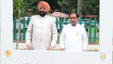 राज्यपाल व स्वास्थ्य मंत्री ने टीबी मुक्त भारत अभियान में उत्कृष्ट योगदान देने वाले लोगों को किया सम्मानित