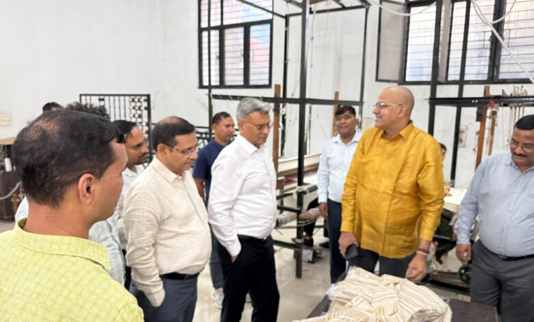 लखपति दीदी’ मिशन के ज़रिए ग्राम्य महिलाओं को स्वरोजगार की ओर ले जा रहा फेडरेशन लखपति दीदी’ मिशन के ज़रिए ग्राम्य महिलाओं को स्वरोजगार की ओर ले जा रहा फेडरेशन