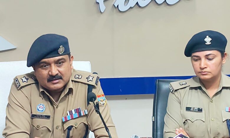 अवैध रूप से धर्मांतरण प्रकरण में पुलिस ने धार्मिक स्वतंत्रता अधिनियम के तहत दर्ज किया अभियोग अवैध रूप से धर्मांतरण प्रकरण में पुलिस ने धार्मिक स्वतंत्रता अधिनियम के तहत दर्ज किया अभियोग