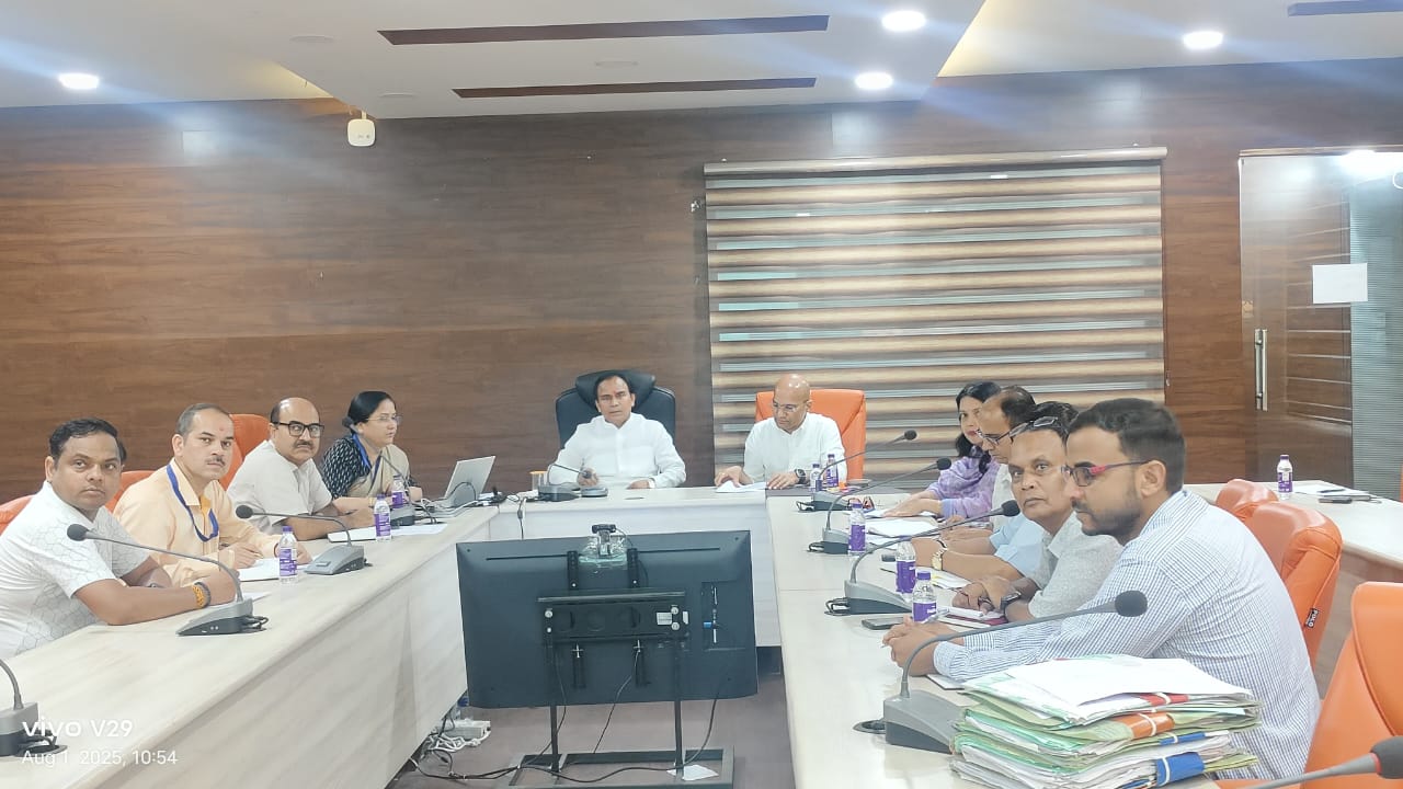 दून विश्वविद्यालय में स्थापित होगा हिन्दू अध्ययन केन्द्रः डॉ. धन सिंह रावत