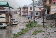 खीर गंगा की तबाही: गांव के सामने मंजर देख मची चीख-पुकार
