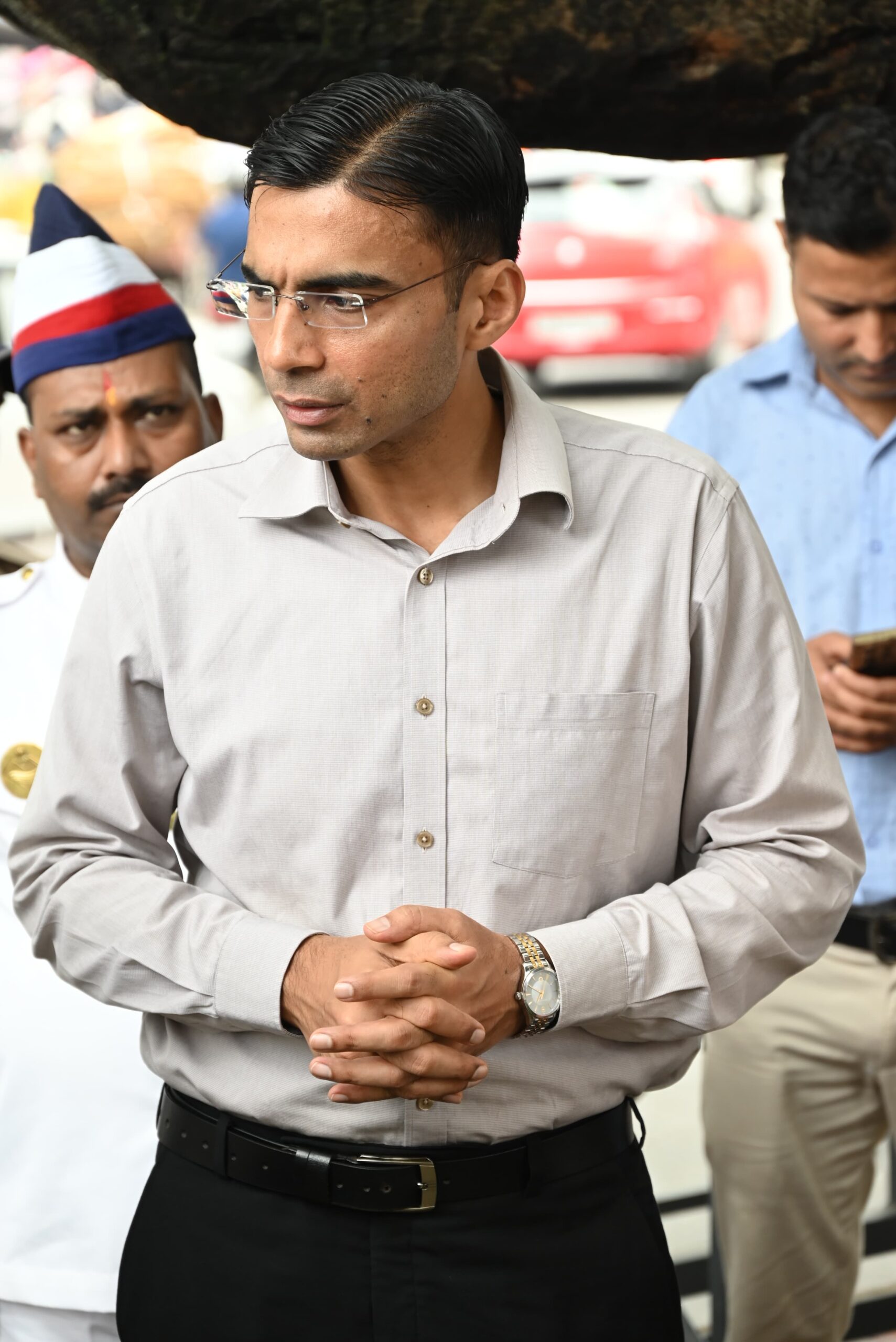 असहाय व्यथित एकल माता की बेटी शिवानी की शिक्षा पुनर्जीवित