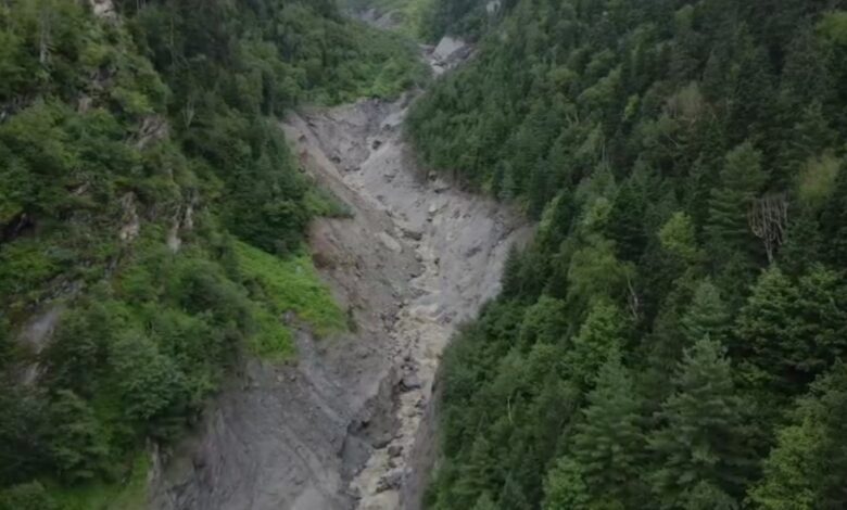 SDRF ने ड्रोन से की हर्षिल व धराली आपदा क्षेत्रों की सर्चिंग SDRF ने ड्रोन से की हर्षिल व धराली आपदा क्षेत्रों की सर्चिंग