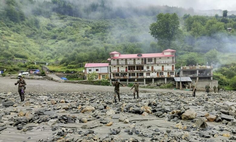 मसूरी-कानताल की सड़कों से टूटे सपने: होटेल उद्योग मांग में खड़ी है GST राहत