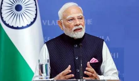 आज शाम 5 बजे मोदी का राष्ट्र को संदेश, H-1B वीजा, GST और टैरिफ पर टिकी निगाहें आज शाम 5 बजे मोदी का राष्ट्र को संदेश, H-1B वीजा, GST और टैरिफ पर टिकी निगाहें