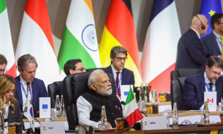 अफ्रीकी धरती पर पहले G20 शिखर सम्मेलन में PM मोदी ने पेश किया छह सूत्रीय वैश्विक विकास एजेंडा अफ्रीकी धरती पर पहले G20 शिखर सम्मेलन में PM मोदी ने पेश किया छह सूत्रीय वैश्विक विकास एजेंडा