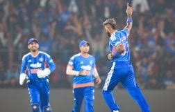 भारत ने दक्षिण अफ्रीका को सिर्फ 74 पर समेटा, 101 रन से बड़ी जीत; टी-20 इतिहास में तीसरी बार SA न्यूनतम स्कोर पर ढेर