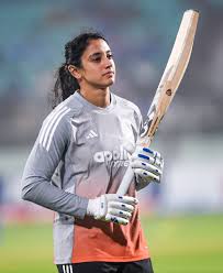स्मृति मंधाना ने रचा इतिहास: इंटरनेशनल क्रिकेट में 10,000 रन पूरे, भारतीय महिला क्रिकेट को मिली नई पहचान स्मृति मंधाना ने रचा इतिहास: इंटरनेशनल क्रिकेट में 10,000 रन पूरे, भारतीय महिला क्रिकेट को मिली नई पहचान