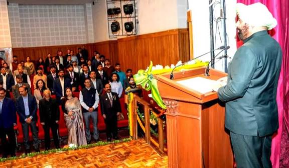 उत्तराखंड में AI युग की शुरुआत: राज्यपाल गुरमीत सिंह ने ‘उत्तराखंड AI मिशन–2025’ पॉलिसी की लॉन्च उत्तराखंड में AI युग की शुरुआत: राज्यपाल गुरमीत सिंह ने ‘उत्तराखंड AI मिशन–2025’ पॉलिसी की लॉन्च