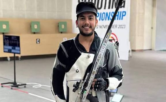 भारतीय सेना के अजय कुमार ने रचा इतिहास, 68वीं नेशनल शूटिंग चैंपियनशिप में जीता स्वर्ण भारतीय सेना के अजय कुमार ने रचा इतिहास, 68वीं नेशनल शूटिंग चैंपियनशिप में जीता स्वर्ण