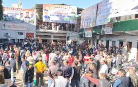 सरकार के खिलाफ कांग्रेस का शक्ति प्रदर्शन: देहरादून में विशाल राजभवन घेराव, भ्रष्टाचार, बेरोजगारी और कानून-व्यवस्था के मुद्दों पर हजारों कार्यकर्ताओं की रैली