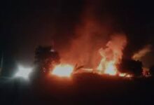 दिल्ली-एनसीआर में आग का कहर: नोएडा सेक्टर-4 की फैक्ट्री में भीषण आग, कई कर्मचारियों के फंसे होने की आशंका; दिल्ली के उत्तम नगर में 300-400 झुग्गियां जलकर खाक