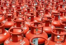 1 मार्च से कमर्शियल LPG सिलेंडर महंगा, ₹31 तक बढ़ी कीमत; तेल कंपनियों ने जारी किए नए रेट