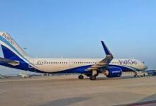 लंदन से मुंबई आ रही इंडिगो फ्लाइट काहिरा में फंसी, 12 घंटे तक परेशान रहे यात्री; एयरस्पेस संकट से यात्रा प्रभावित