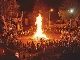 होली 2026: India के कई हिस्सों में आज होलिका दहन की धूम, बुराई पर अच्छाई की जीत का प्रतीक पर्व