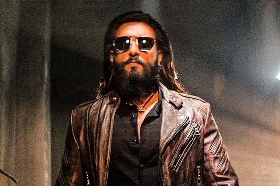 “धुरंधर 2” का धमाका: प्रीव्यू में ही तोड़े सारे रिकॉर्ड, ‘स्त्री 2’ को छोड़ा कोसों पीछे