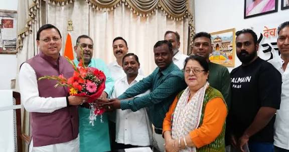 चैत्र नवरात्रि के साथ तेज हुई सियासी हलचल: धामी कैबिनेट विस्तार की चर्चाएं चरम पर