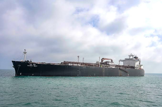 मिडिल ईस्ट तनाव के बीच भारत के लिए बड़ी राहत: ‘ग्रीन आशा’ गैस टैंकर ने सुरक्षित पार किया स्ट्रेट ऑफ होर्मुज, संकट के बावजूद जारी भारतीय जहाजों की आवाजाही मिडिल ईस्ट तनाव के बीच भारत के लिए बड़ी राहत: ‘ग्रीन आशा’ गैस टैंकर ने सुरक्षित पार किया स्ट्रेट ऑफ होर्मुज, संकट के बावजूद जारी भारतीय जहाजों की आवाजाही