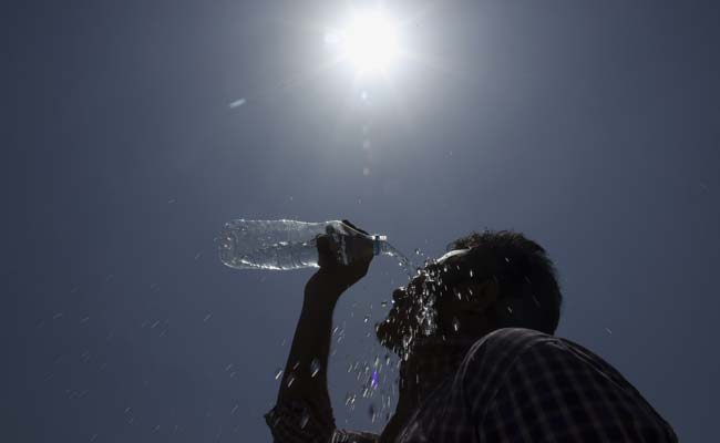 उत्तर प्रदेश में भीषण गर्मी का कहर: 26 जिलों में 40°C पार, बांदा देश का तीसरा सबसे गर्म शहर