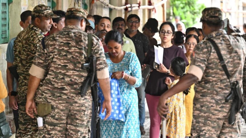 बंगाल की फलता सीट पर दोबारा मतदान का बड़ा फैसला: 285 बूथों पर फिर से वोटिंग होगी