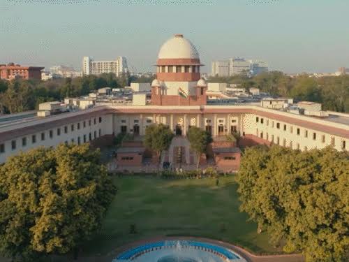 सुप्रीम कोर्ट का बड़ा प्रशासनिक फैसला: अब वीडियो कॉन्फ्रेंसिंग से होगी सुनवाई, कर्मचारियों को हफ्ते में 2 दिन Work From Home की अनुमति