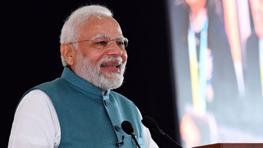 19वें रोजगार मेले में PM मोदी ने बांटे 51 हजार से अधिक नियुक्ति पत्र, युवाओं को बताया विकसित भारत की ताकत