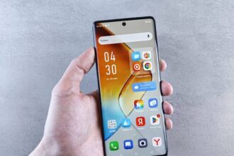 Mobile Cashback Fraud: नया फोन खरीदने के बाद न करें ये गलती, खाली हो सकता है बैंक अकाउंट